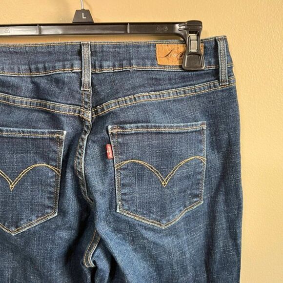 Levi's bold curve mid rise straight size 8 jeans - Picture 3 of 7